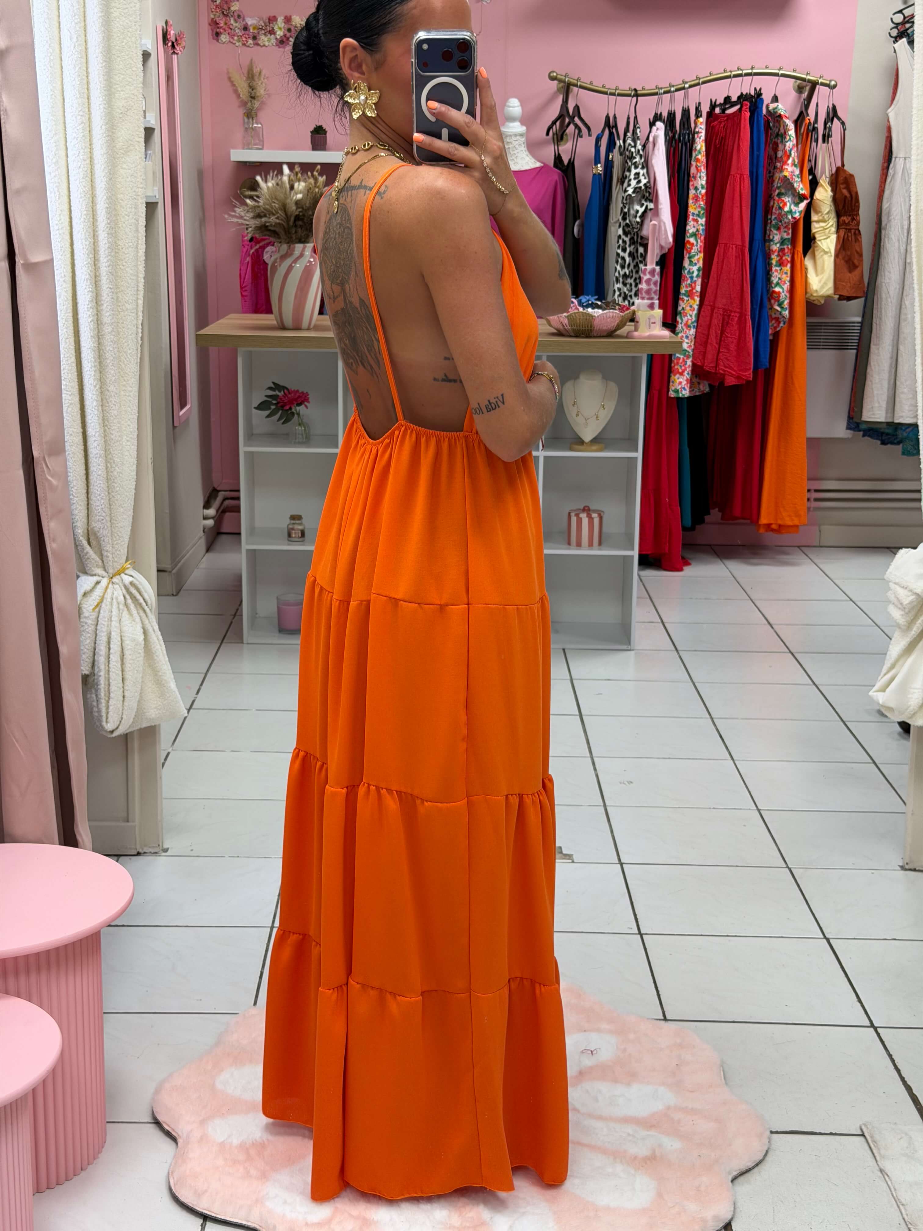Robe dos nue avec broche - Emma