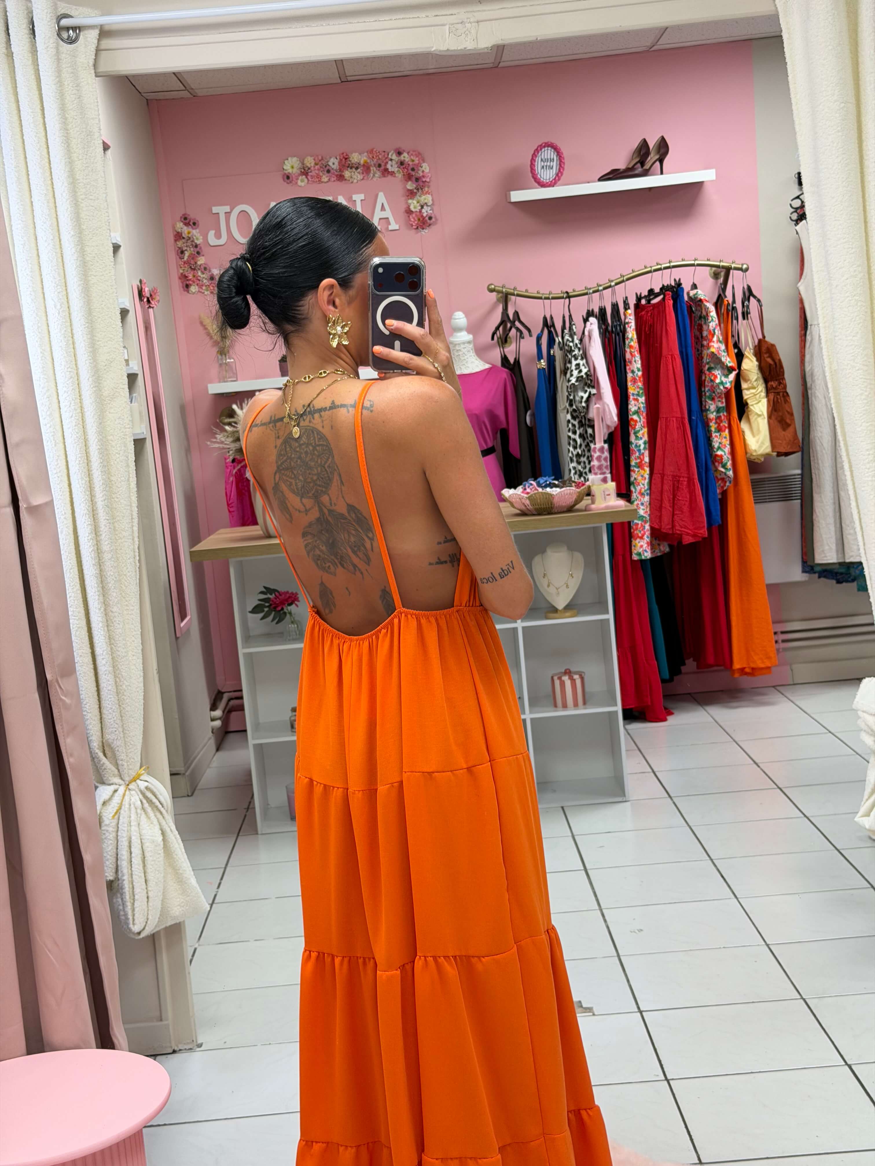 Robe dos nue avec broche - Emma