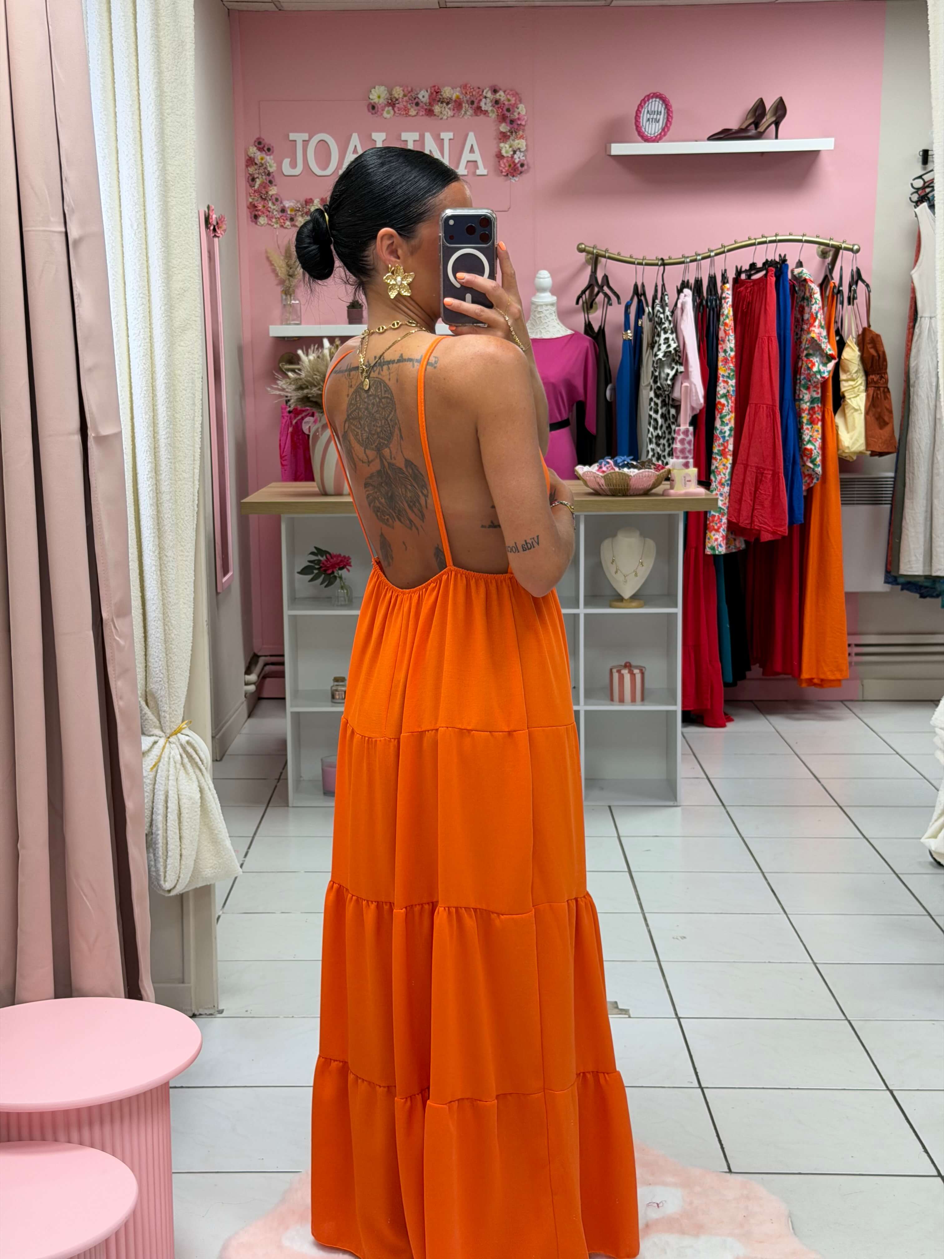 Robe dos nue avec broche - Emma