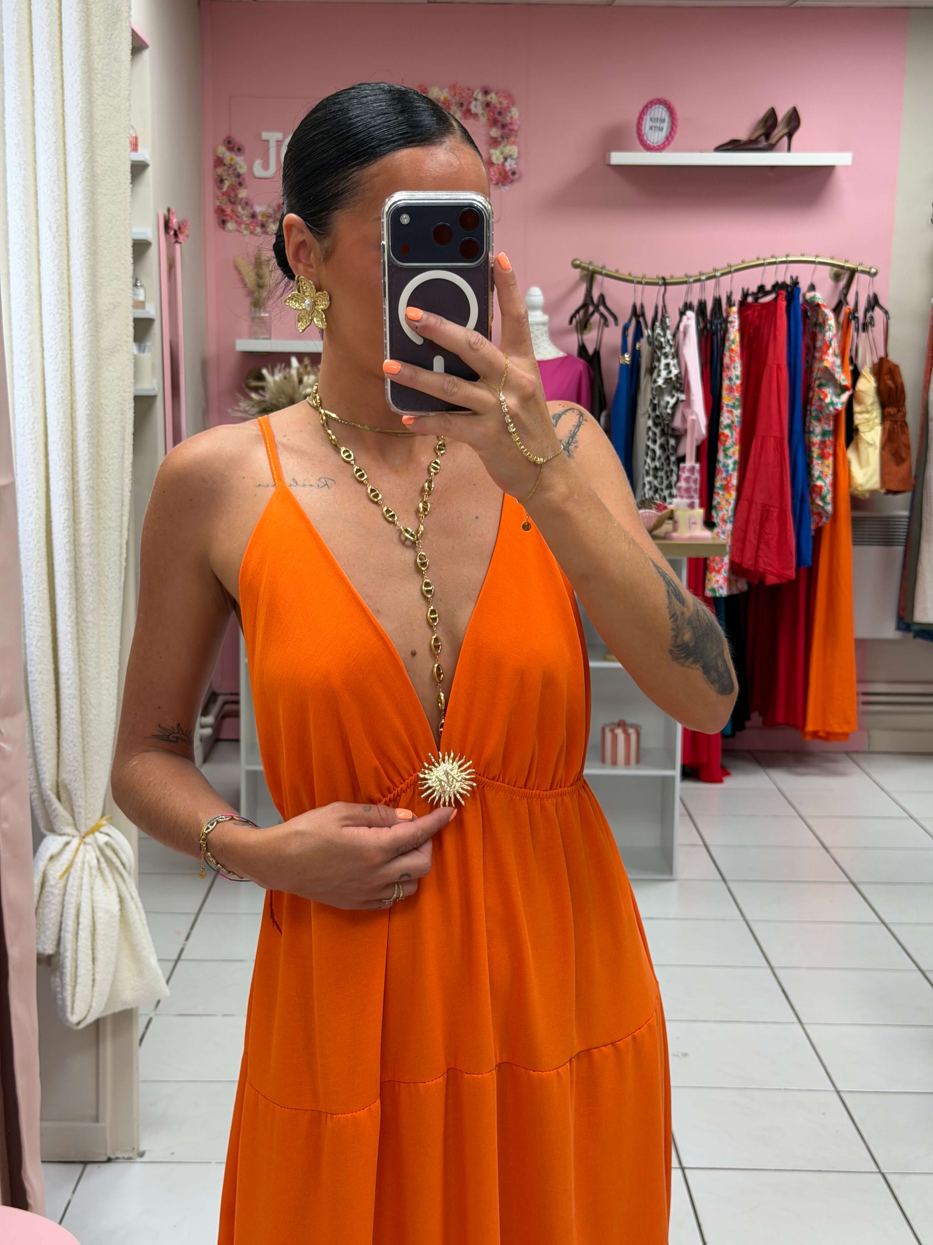 Robe dos nue avec broche - Emma