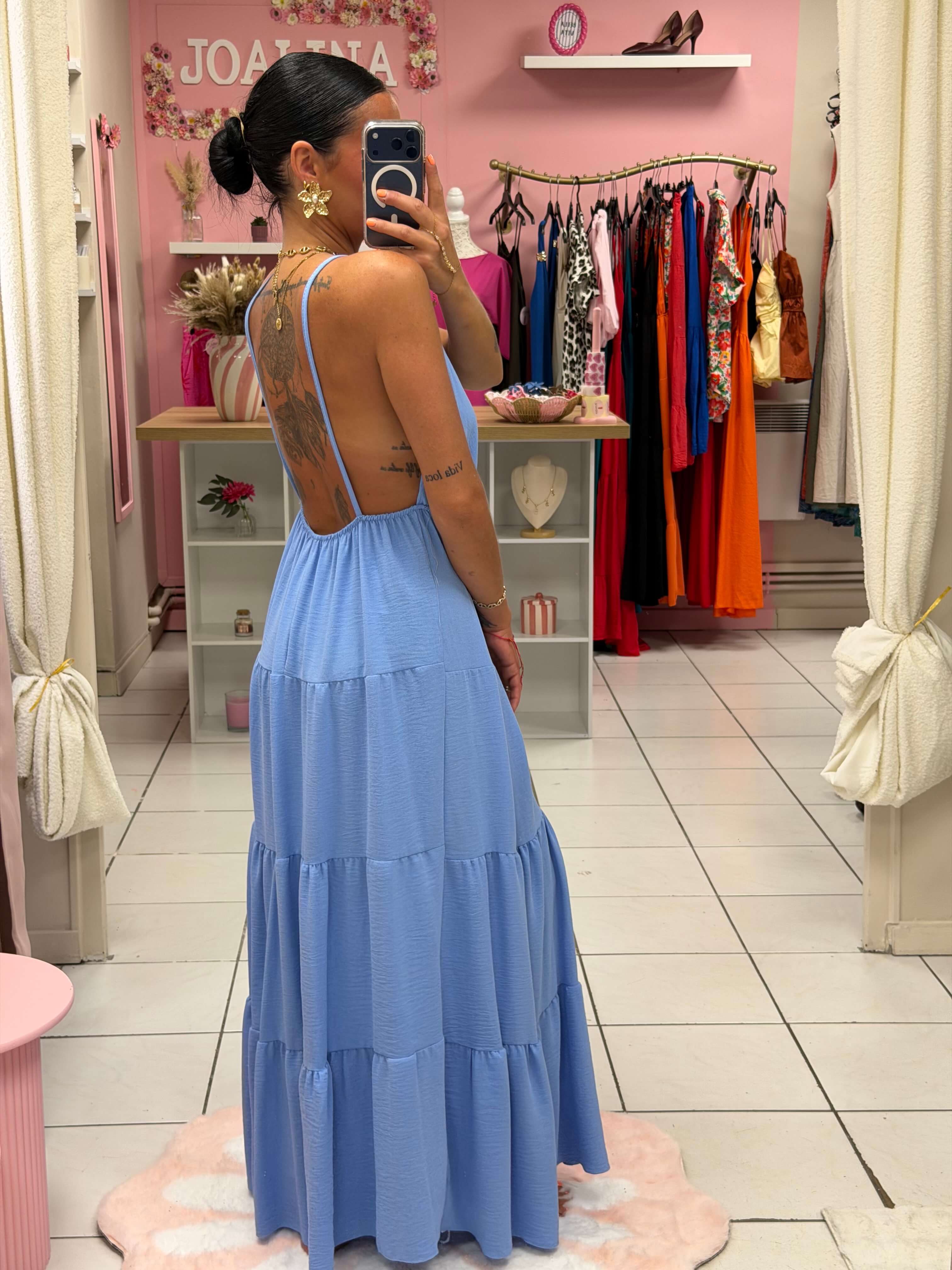 Robe dos nue avec broche - Emma