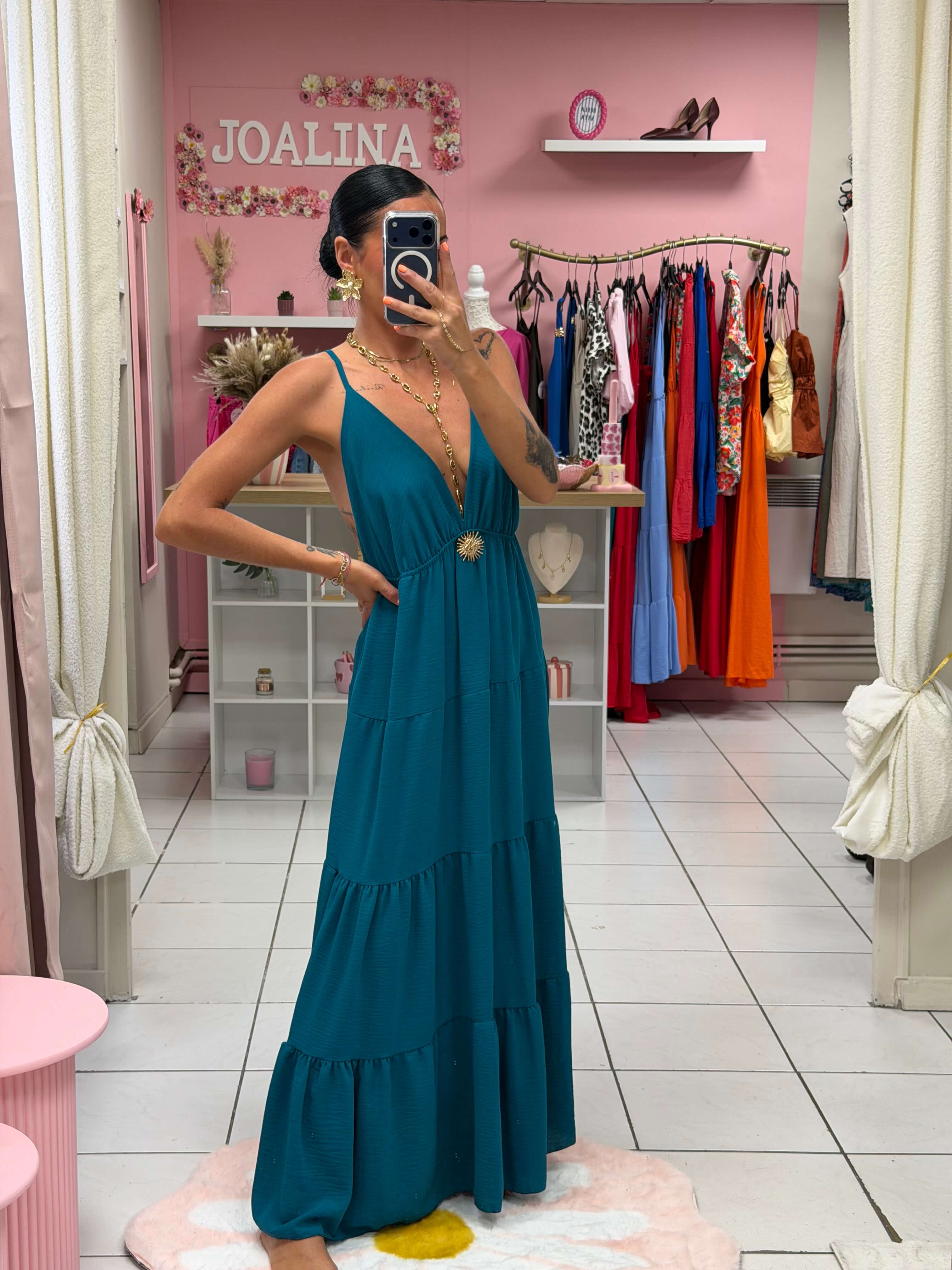Robe dos nue avec broche - Emma
