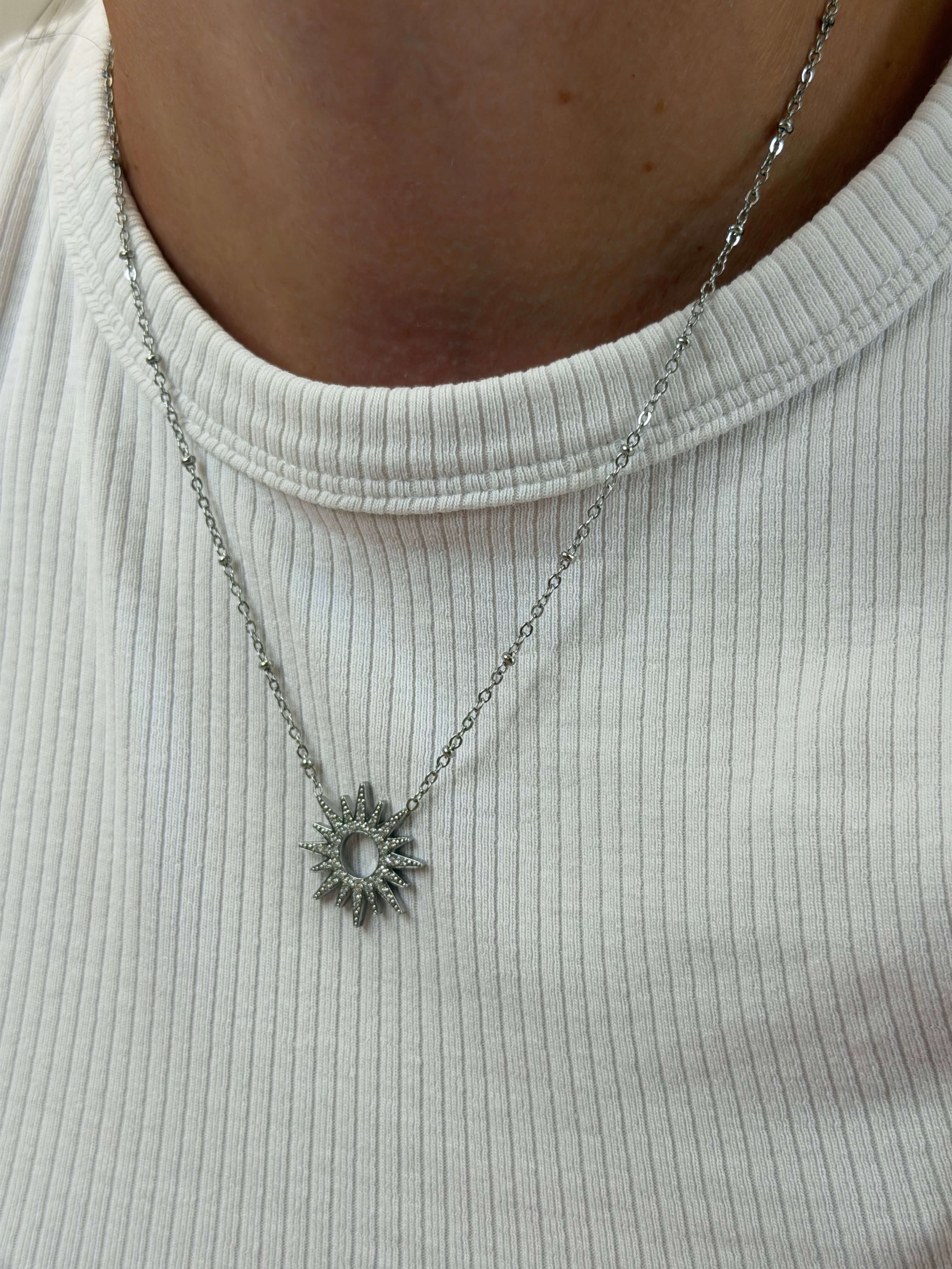 Collier